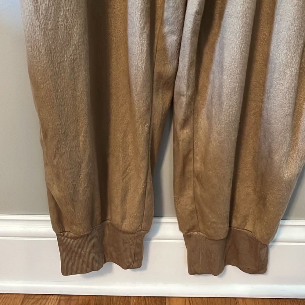 New! Torrid Tan Fleece Sloth Sleep Onesie Size 3/4 NWT - Picture 8 of 11